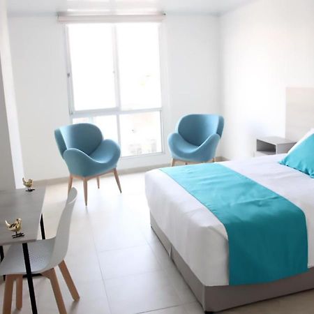 Hotel Inara Girardot Bagian luar foto