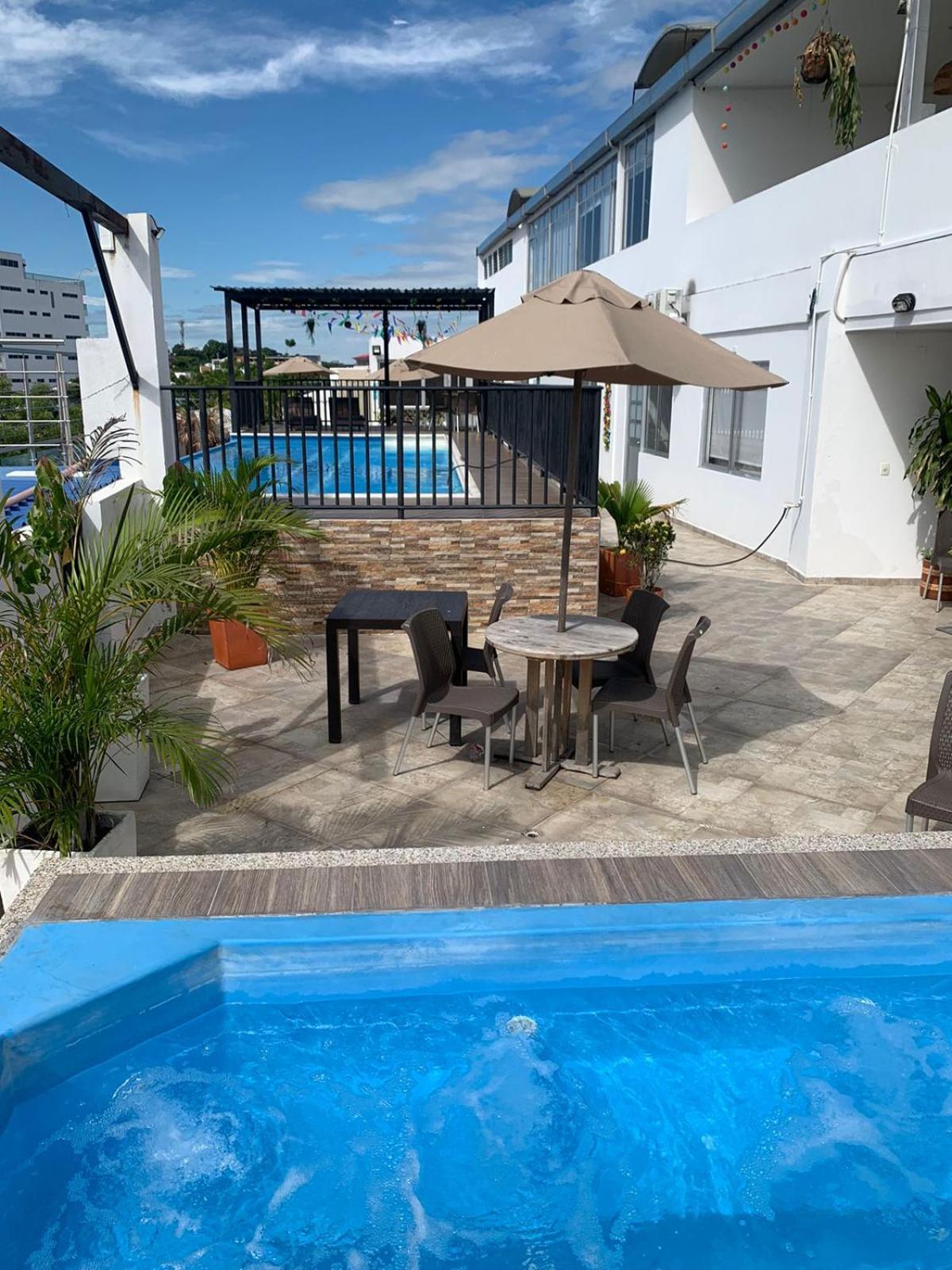 Hotel Inara Girardot Bagian luar foto